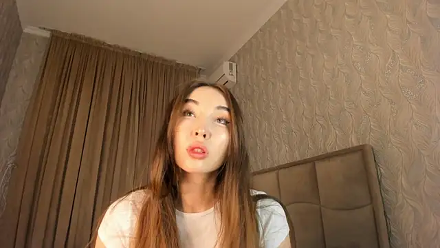 heyheyneko online show from 02-19-26, 01:46