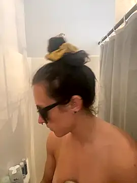 mrs  unknown online show from 09-26-25, 11:00