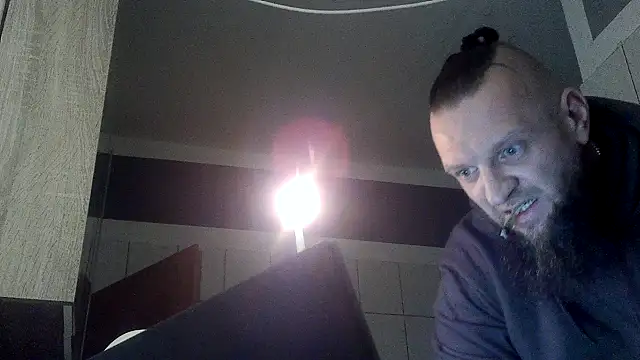 donhulio482 online show from 12-04-25, 07:02