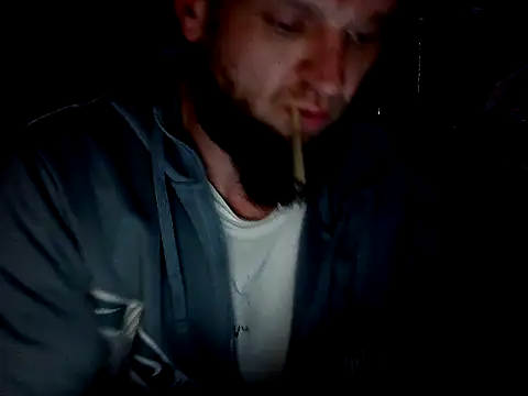 donhulio482 online show from 03-11-25, 05:35