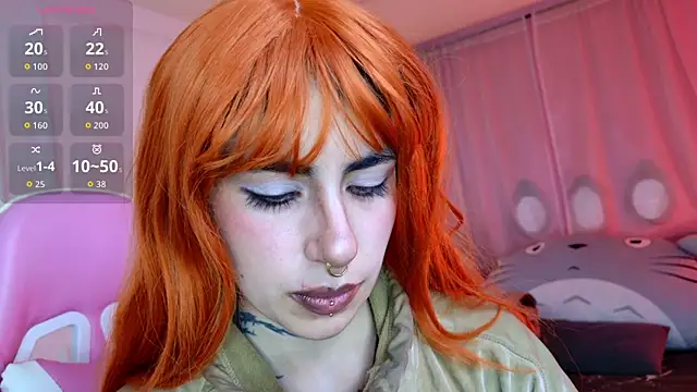 Snapshot of _Artemisa_X chatting on 10-08-25, 12:07  Artemisa X online show from 10-08-25, 12:07