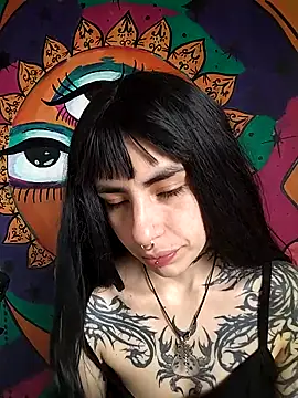 Snapshot of _Artemisa_X chatting on 09-28-25, 07:32  Artemisa X online show from 09-28-25, 07:32