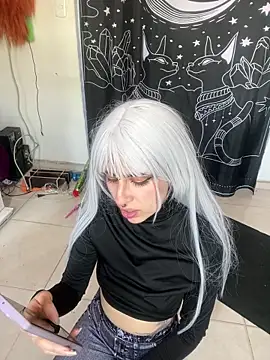 Snapshot of _Artemisa_X chatting on 12-19-25, 05:59 Artemisa X online show from 12-19-25, 05:59