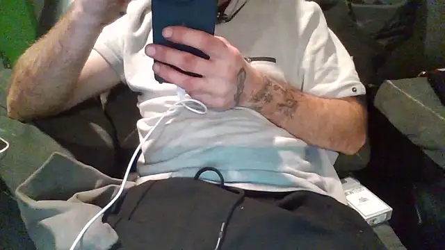 jaxx12369 online show from 11-03-25, 04:21