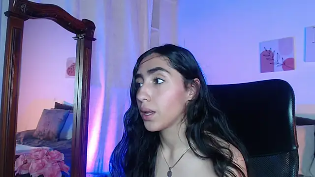 madisex s online show from 10-31-25, 12:57