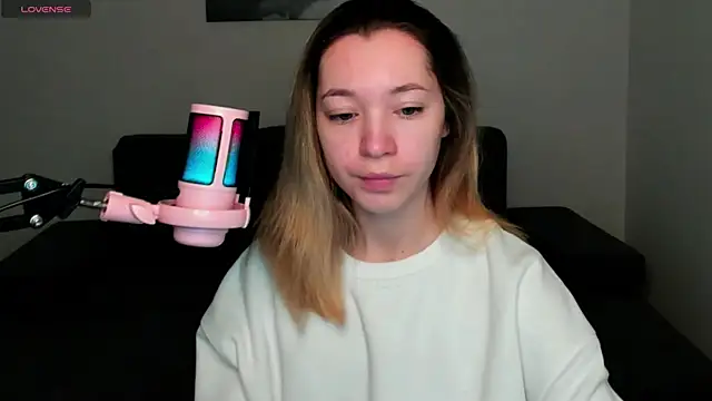 MiaThaine online show from 01-17-25, 08:02