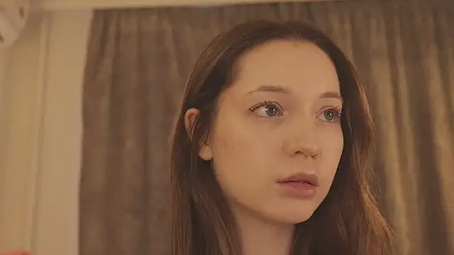 Snapshot of MiaThaine chatting on 02-14-26, 03:45 MiaThaine online show from 02-14-26, 03:45