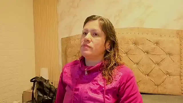 charlotte  G online show from 11-07-25, 11:15