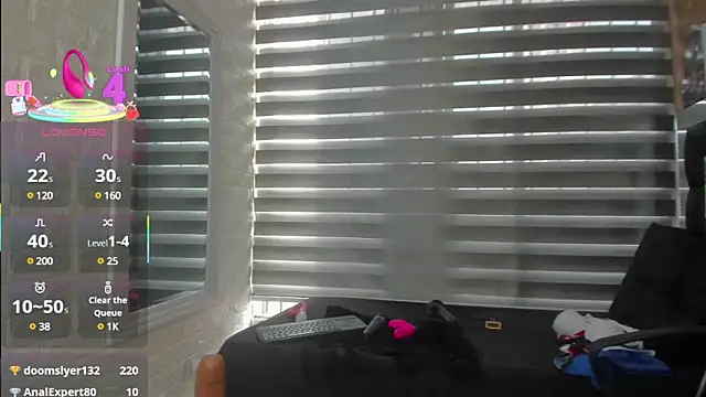 Snapshot of charlotte__G chatting on 03-05-25, 03:51 charlotte G online show from 03-05-25, 03:51
