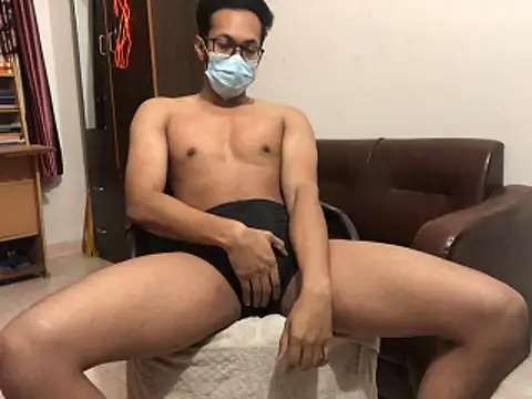 Snapshot of Zeuhorny chatting on 03-22-26, 11:50 Zeuhorny online show from 03-22-26, 11:50