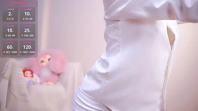 Miuzxc online show from 02-21-25, 05:31