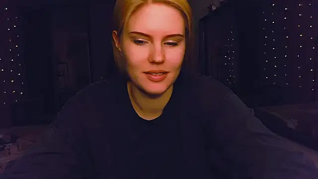 Snapshot of VoluptuousDreams chatting on 12-01-24, 04:34 VoluptuousDreams online show from 12-01-24, 04:34