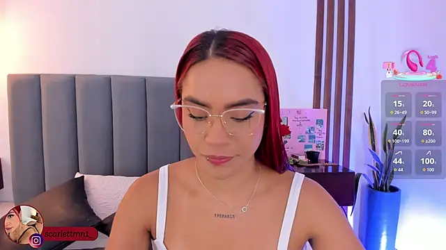 Scarlett Morgan  online show from 10-24-25, 07:35