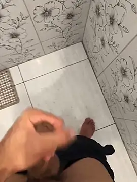 Snapshot of vintin21cm chatting on 10-07-25, 11:50 vintin21cm online show from 10-07-25, 11:50