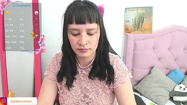 Katalina novoa online show from 02-25-25, 11:26