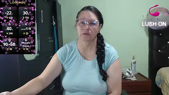 Snapshot of hairyglad69 chatting on 10-07-25, 02:40 hairyglad69 online show from 10-07-25, 02:40