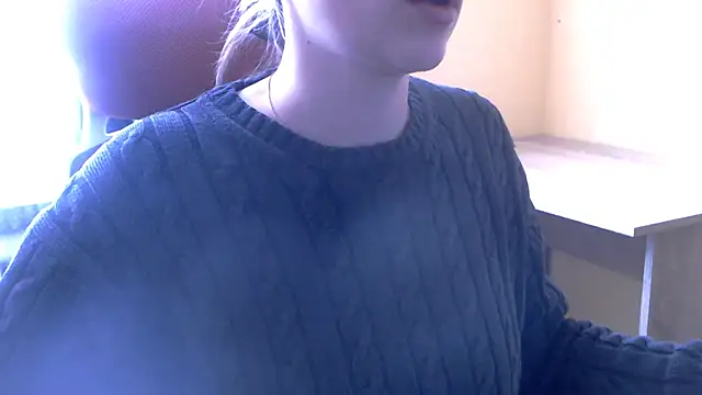 Snapshot of Alisha_XO chatting on 03-04-26, 09:28 Alisha XO online show from 03-04-26, 09:28