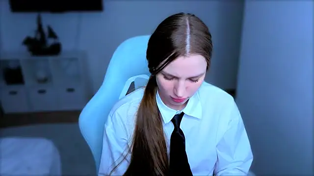 StellaLawless online show from 03-18-26, 09:15