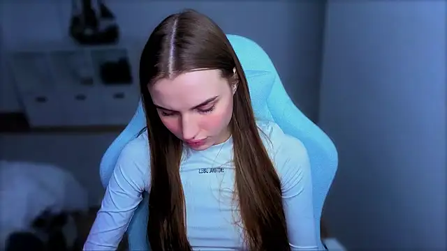 StellaLawless online show from 10-23-25, 02:16