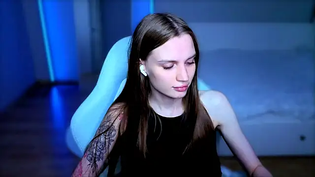 StellaLawless online show from 06-30-26, 10:54