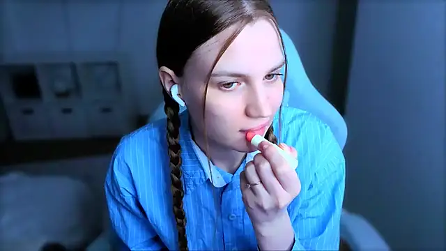 StellaLawless online show from 03-28-26, 07:37