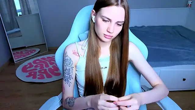 StellaLawless online show from 06-04-26, 12:04