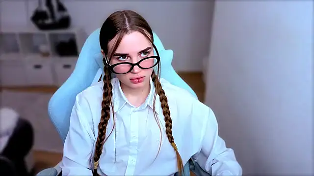 StellaLawless online show from 11-02-25, 07:19