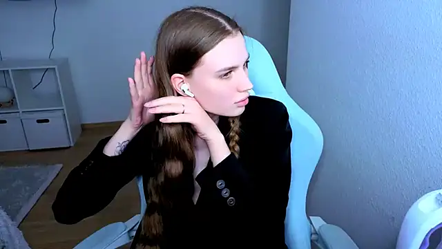 StellaLawless online show from 03-08-26, 06:22