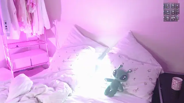 KatieMelone online show from 03-31-26, 12:56