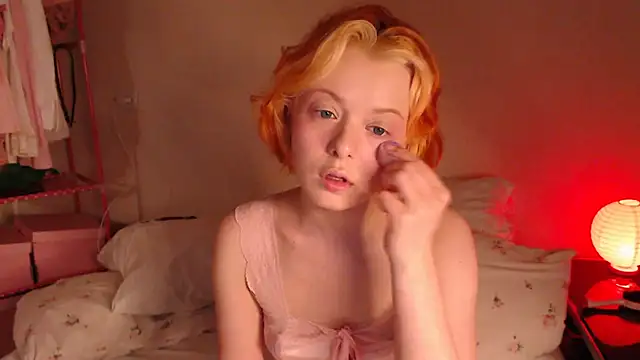 KatieMelone online show from 06-14-26, 07:04