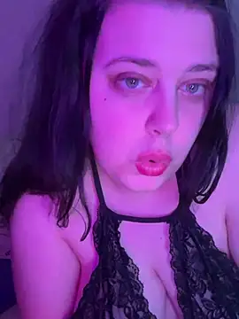 Snapshot of Vikkancs_X chatting on 02-20-25, 07:52 Vikkancs X online show from 02-20-25, 07:52