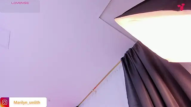 MarilynSmIith online show from 11-27-25, 12:27