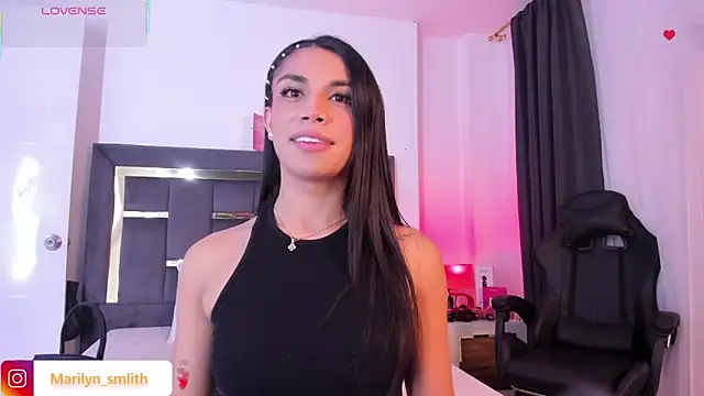 MarilynSmIith online show from 12-22-25, 11:43