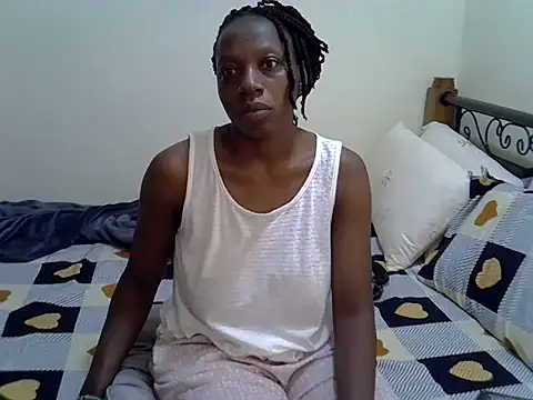 Sweet Bear online show from 09-30-25, 01:55