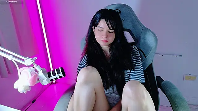 stephybrown online show from 05-04-26, 01:53