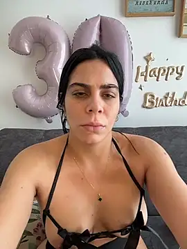 valecruz903 online show from 11-08-25, 05:49