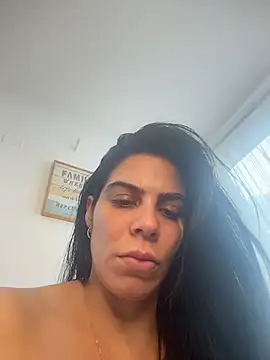 valecruz903 online show from 11-13-25, 04:44