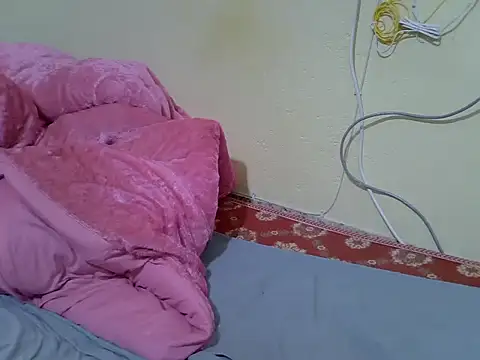 Snapshot of vilah chatting on 07-10-26, 12:05 vilah online show from 07-10-26, 12:05