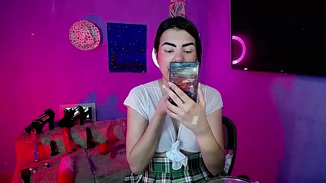 IsisRouse online show from 10-02-25, 02:48