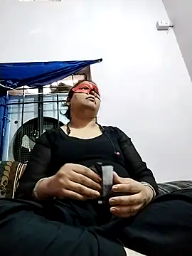 Snapshot of Ruksar-Pathan chatting on 03-22-25, 07:57 Ruksar-Pathan online show from 03-22-25, 07:57