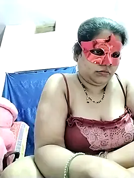 Snapshot of Ruksar-Pathan chatting on 03-12-25, 03:29 Ruksar-Pathan online show from 03-12-25, 03:29