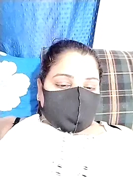 Snapshot of Ruksar-Pathan chatting on 03-17-25, 07:24 Ruksar-Pathan online show from 03-17-25, 07:24