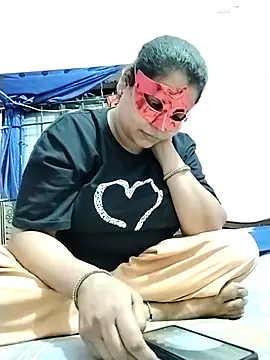 Snapshot of Ruksar-Pathan chatting on 03-22-25, 07:53 Ruksar-Pathan online show from 03-22-25, 07:53