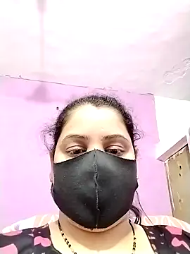 Snapshot of Ruksar-Pathan chatting on 03-08-25, 09:29 Ruksar-Pathan online show from 03-08-25, 09:29