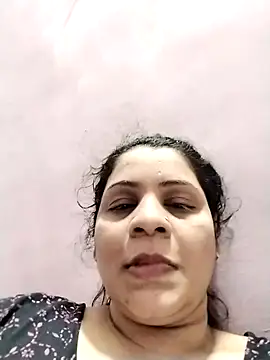 Snapshot of Ruksar-Pathan chatting on 10-19-25, 08:28 Ruksar-Pathan online show from 10-19-25, 08:28