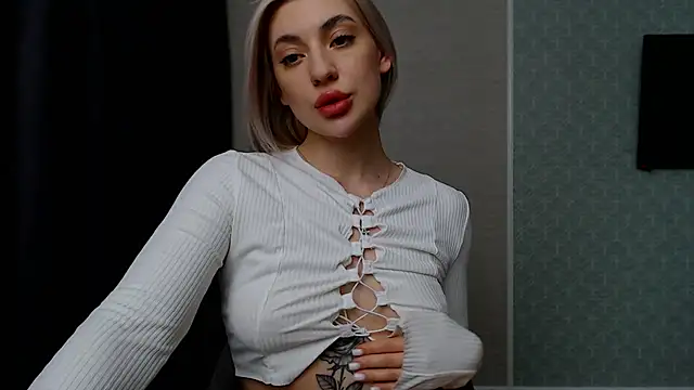 hot-sasha9 online show from 03-17-25, 03:07