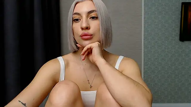 hot-sasha9 online show from 02-06-25, 07:51