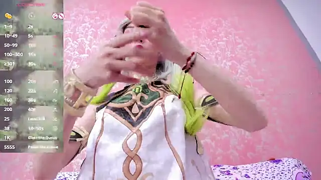 NEZUKO MITSURI online show from 05-25-26, 05:33