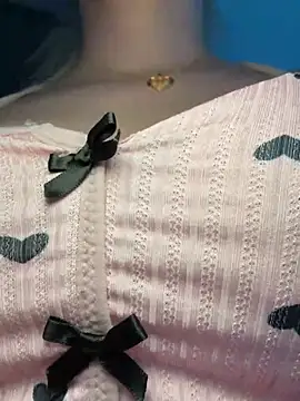 Allylove03 online show from 02-07-26, 05:15