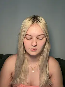 Allylove03 online show from 04-06-26, 04:19